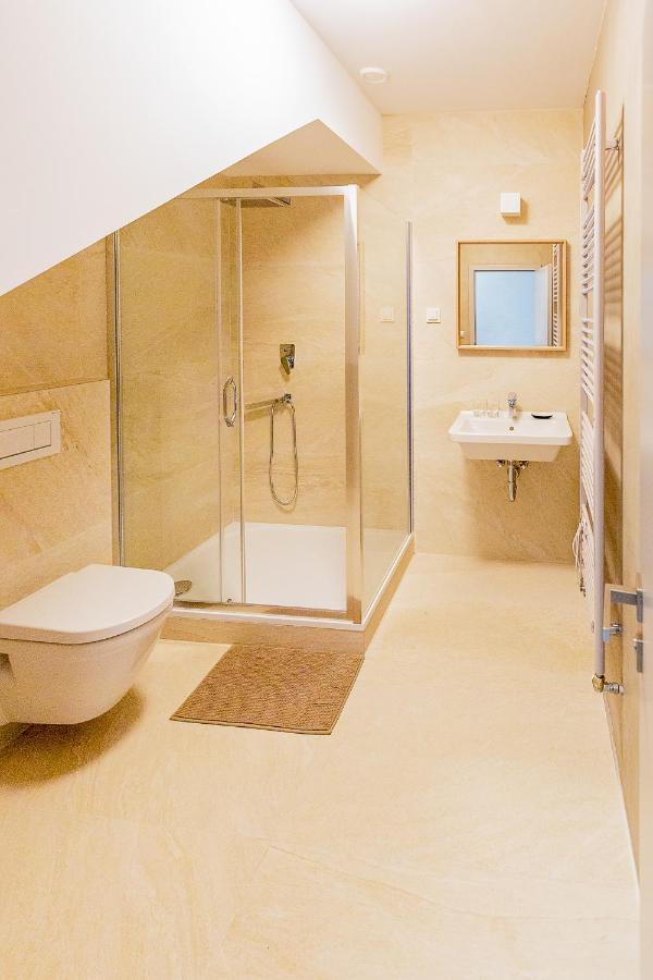 Exclusive Penzion Viva Residence Mlada Boleslav Bagian luar foto